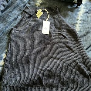 Woman’s navy blue sweater cable knit sleeveless sweater size small. NWT